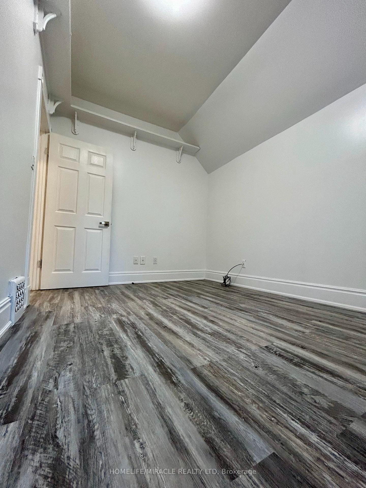 Photo 28 of 11 Shanley Street, Kitchener — HOMEH