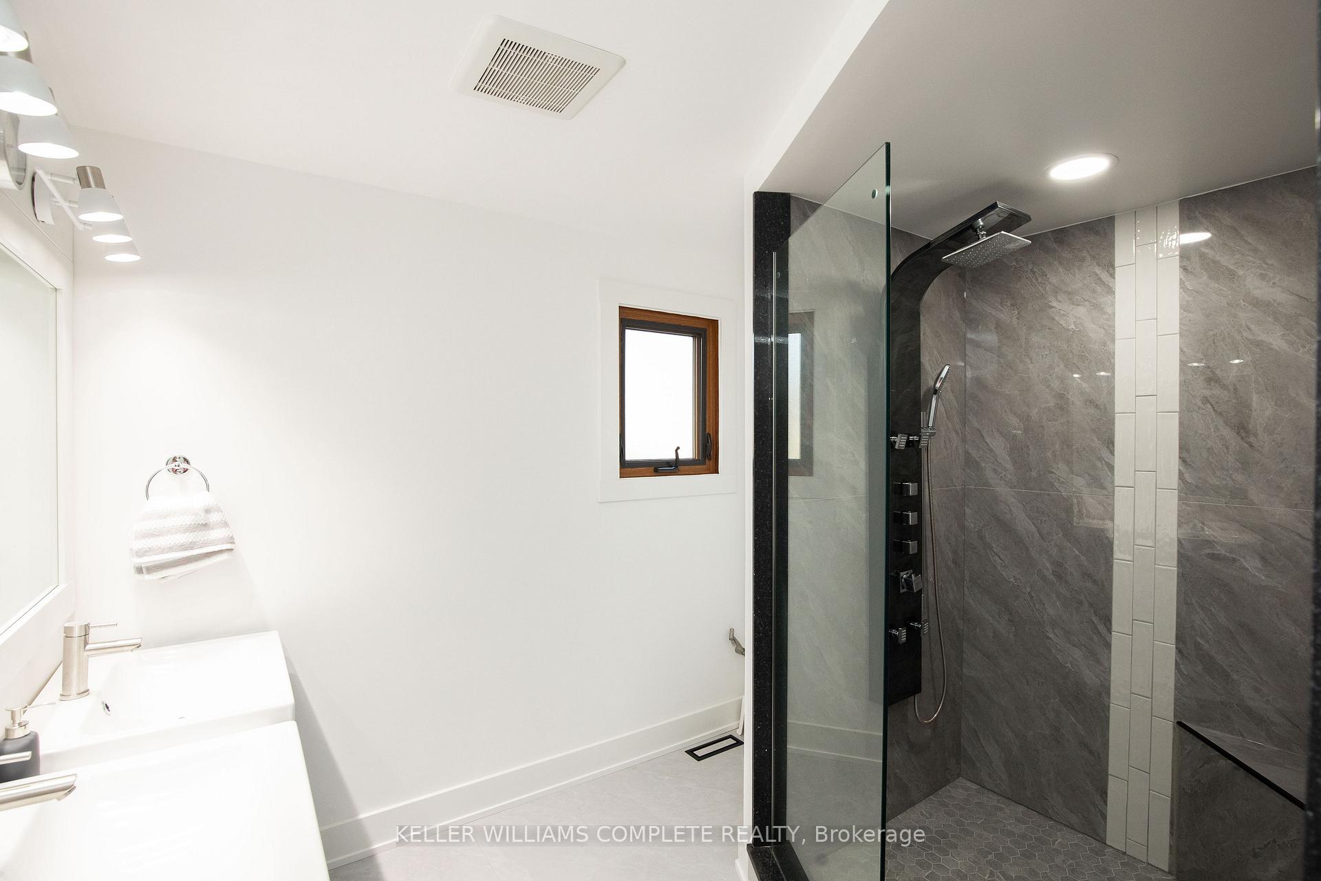 Photo 25 of 76 Pinewarbler Drive, Hamilton, Bruleville — HOMEH