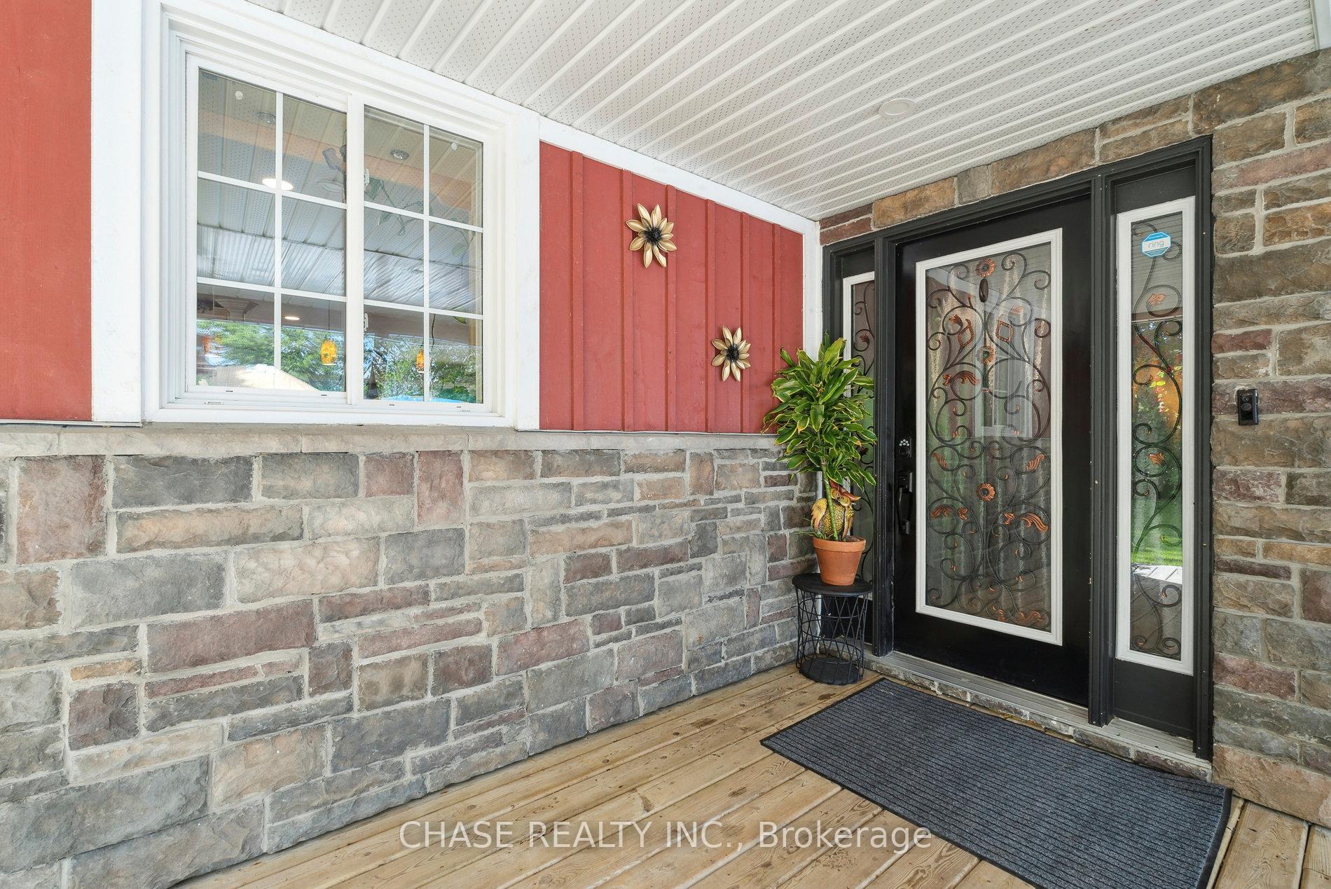 Photo 3 of 430 Murray Road, Midland — HOMEH