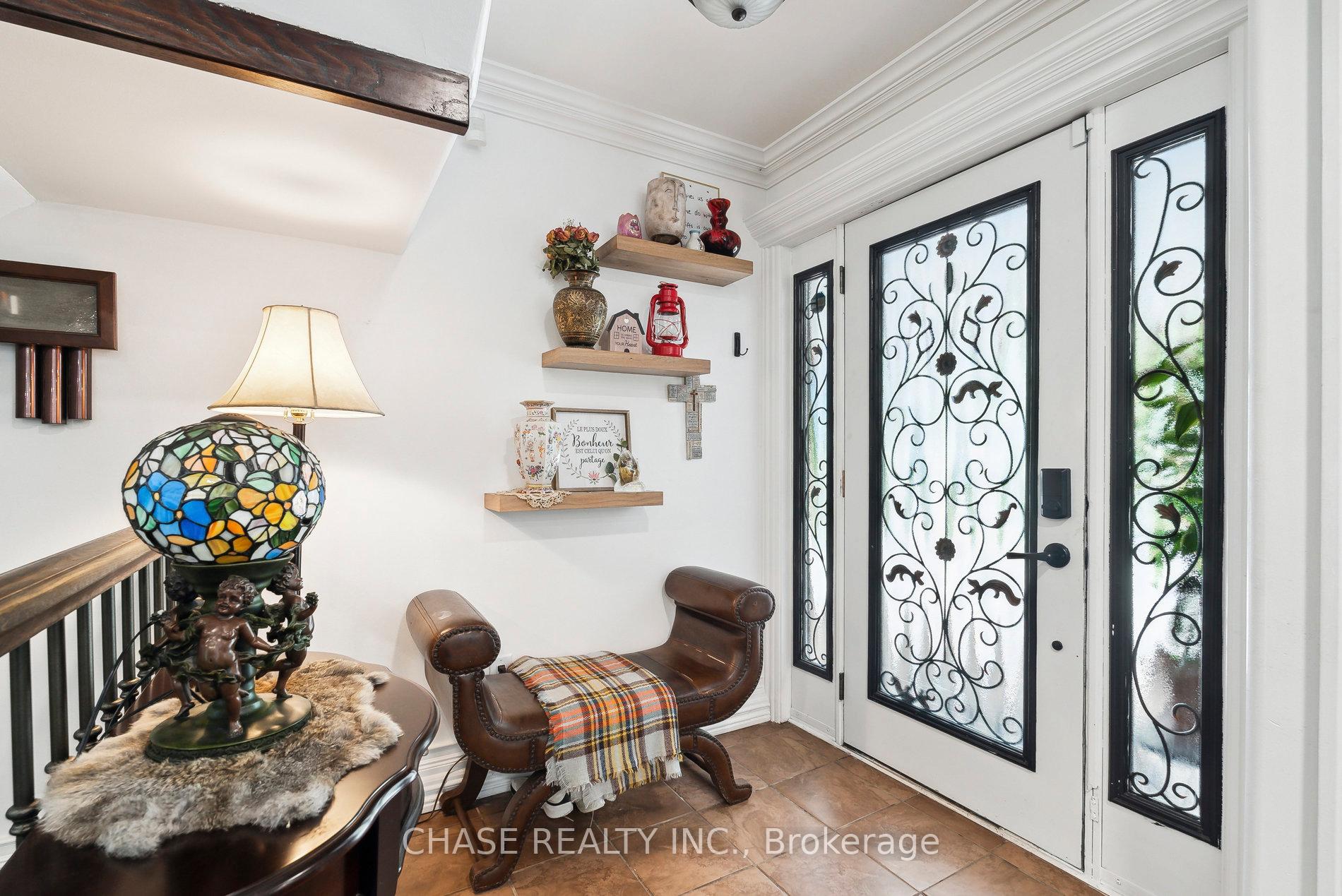 Photo 2 of 430 Murray Road, Midland — HOMEH
