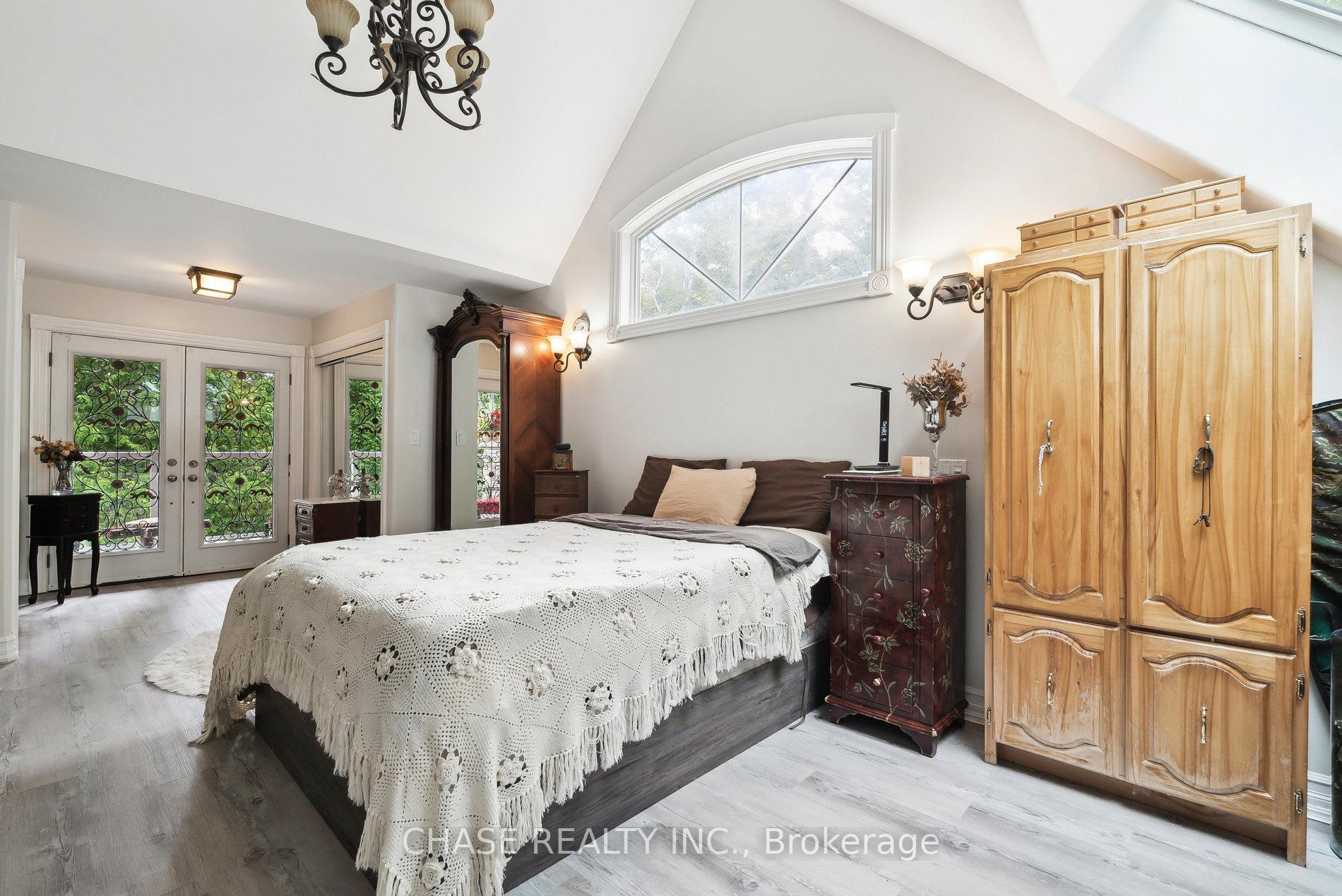 Photo 17 of 430 Murray Road, Midland — HOMEH