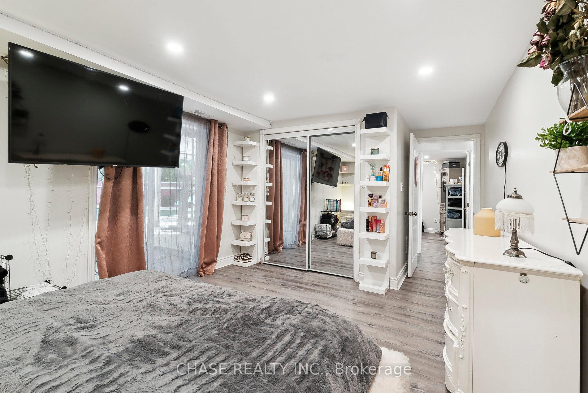 Photo 37 of 430 Murray Road, Midland — HOMEH