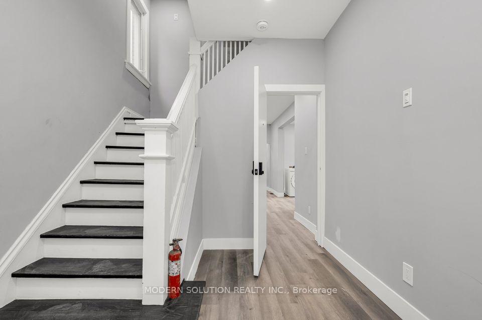 Photo 2 of 165 Stirton Street, Hamilton, Gibson — HOMEH