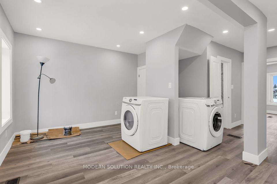 Photo 11 of 165 Stirton Street, Hamilton, Gibson — HOMEH