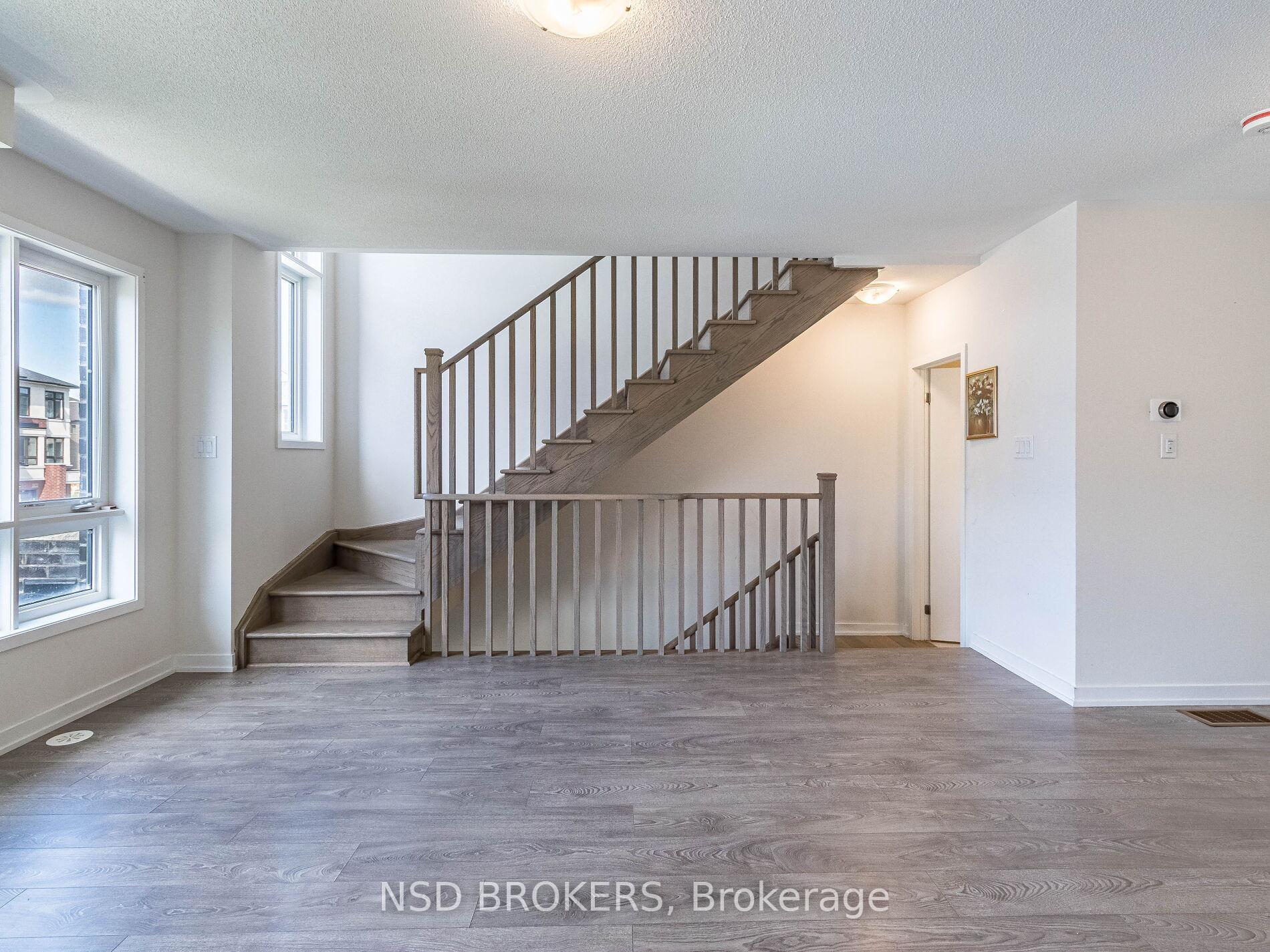 Photo 3 of 1441 Bradenton Path, Oshawa, Eastdale — HOMEH