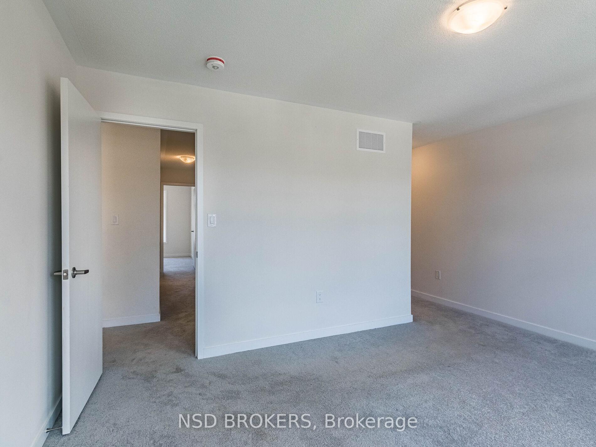 Photo 7 of 1441 Bradenton Path, Oshawa, Eastdale — HOMEH