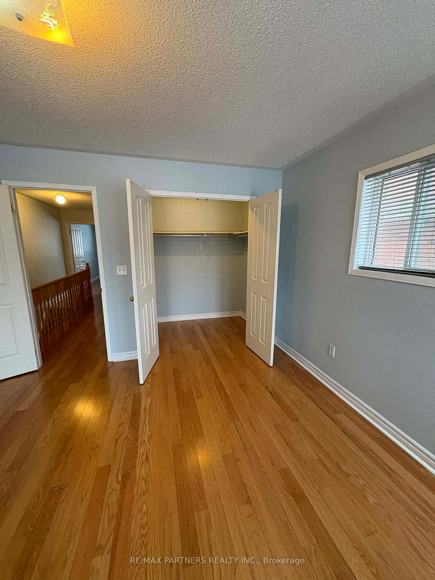 Photo 6 of 83 Bur Oak Avenue, Markham, Berczy — HOMEH