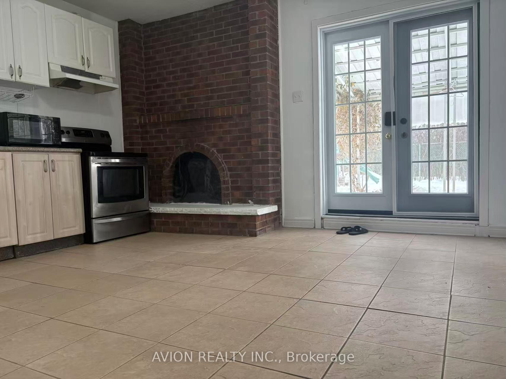 Photo 1 of Unit lower, 540 Paisley Boulevard W, Mississauga, Cooksville — HOMEH
