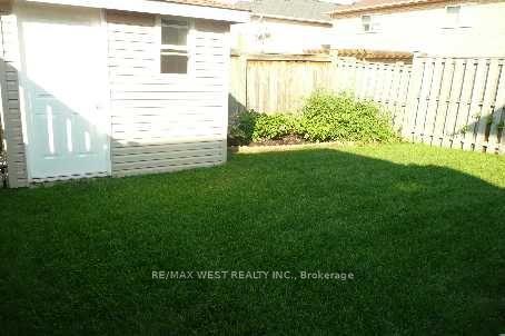 Photo 9 of 51 Native Landing, Brampton, Fletcher's Creek Village — HOMEH