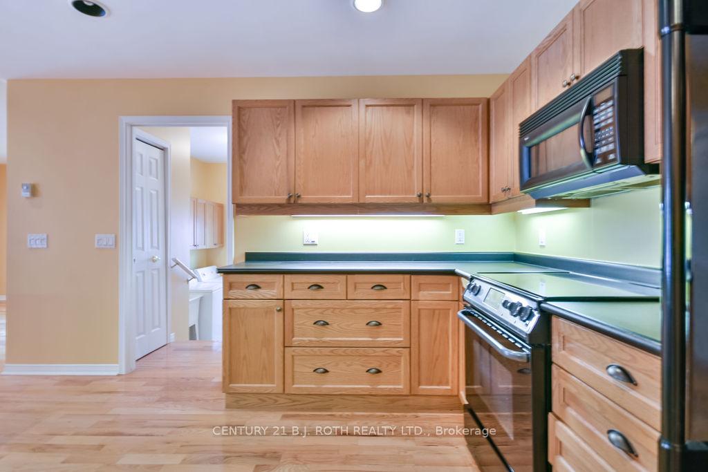 Photo 10 of 105 Pine Ridge Gate, Gravenhurst, Muskoka (S) — HOMEH