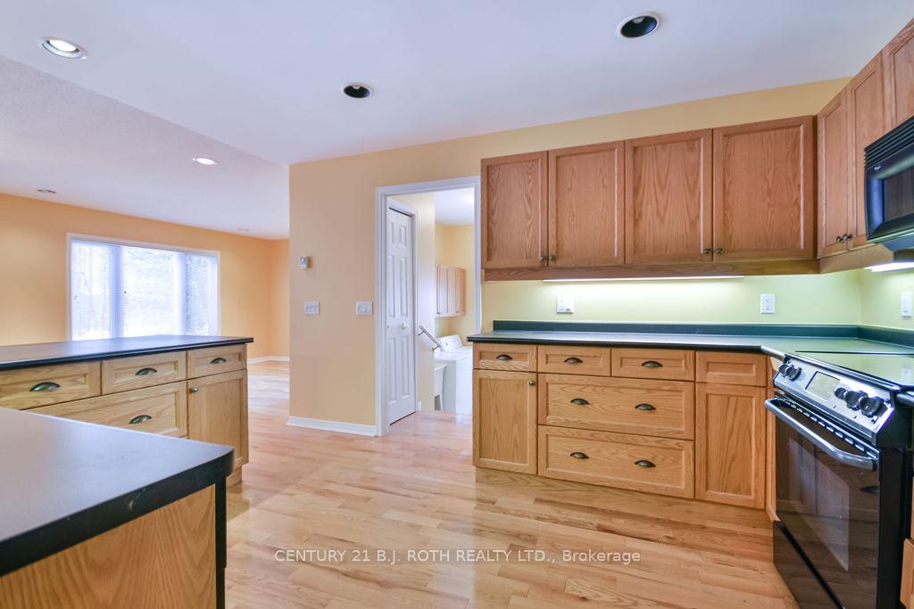 Photo 11 of 105 Pine Ridge Gate, Gravenhurst, Muskoka (S) — HOMEH