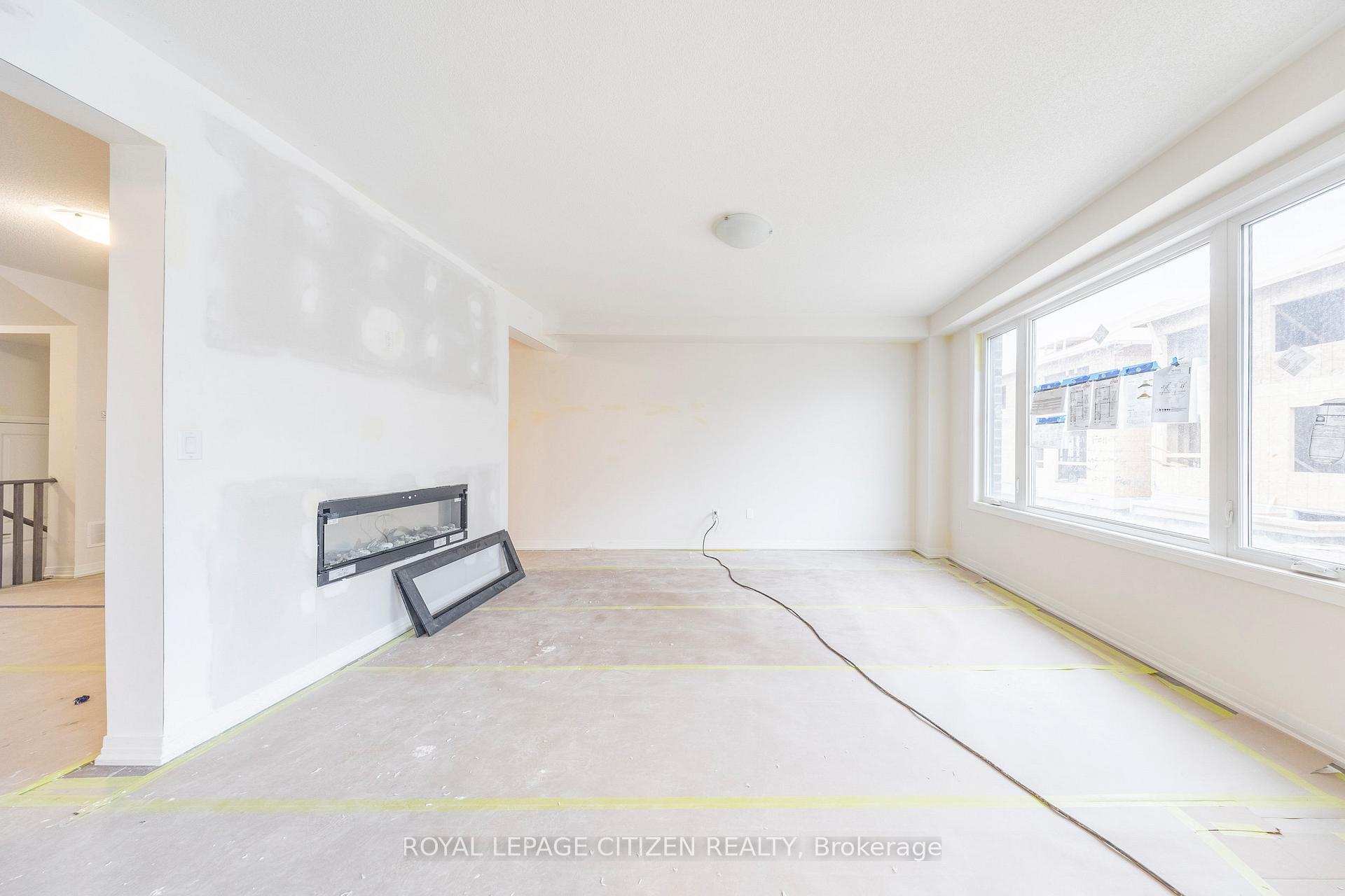 Photo 15 of 1833 Irish Moss Square, Pickering, Rural Pickering — HOMEH