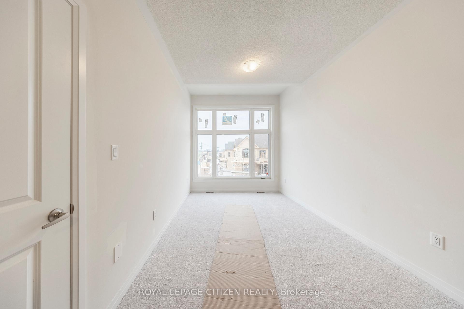 Photo 18 of 1833 Irish Moss Square, Pickering, Rural Pickering — HOMEH