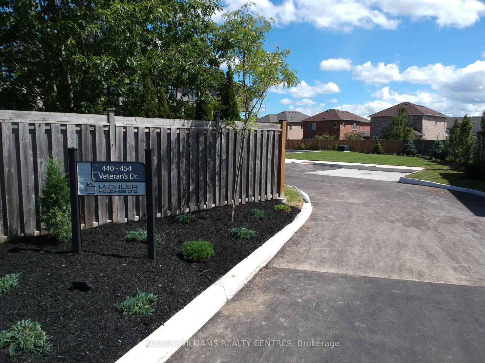 Photo 26 of 440 Veterans Dr, Barrie, Holly — HOMEH