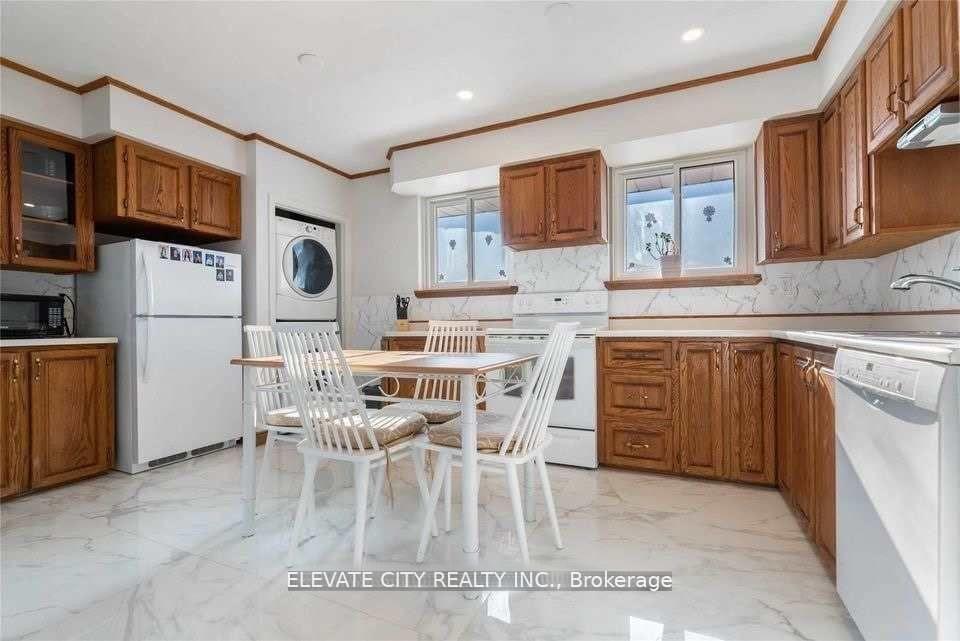 Photo 5 of Unit Main, 1330 Minden Street, Oshawa, Lakeview — HOMEH