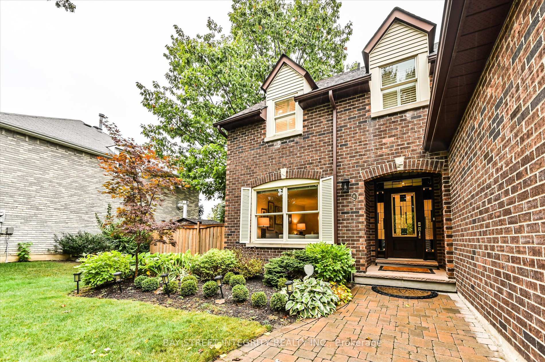 Photo 7 of 9 Ritter Crescent, Markham, Unionville — HOMEH