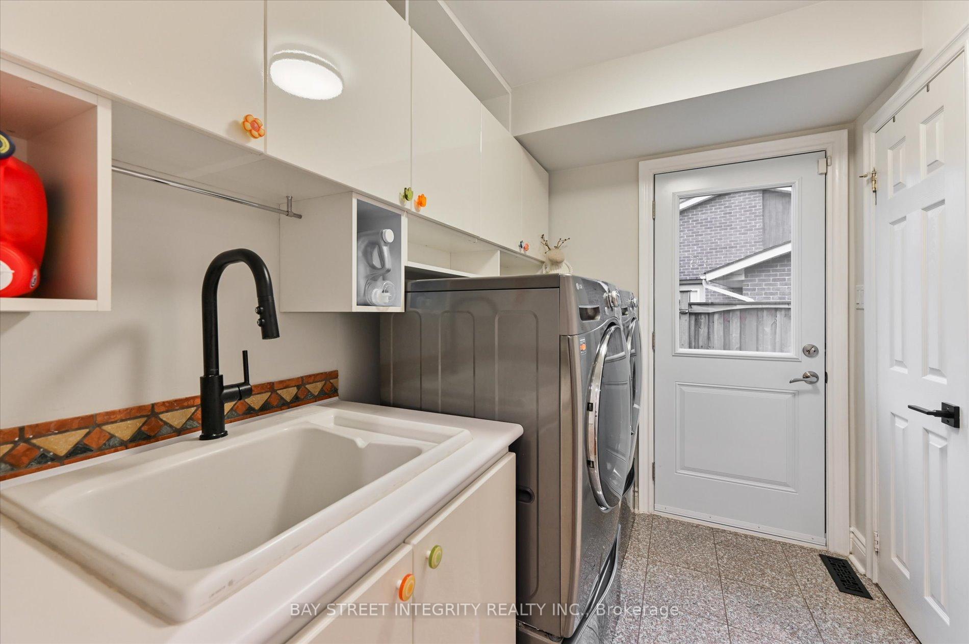 Photo 20 of 9 Ritter Crescent, Markham, Unionville — HOMEH