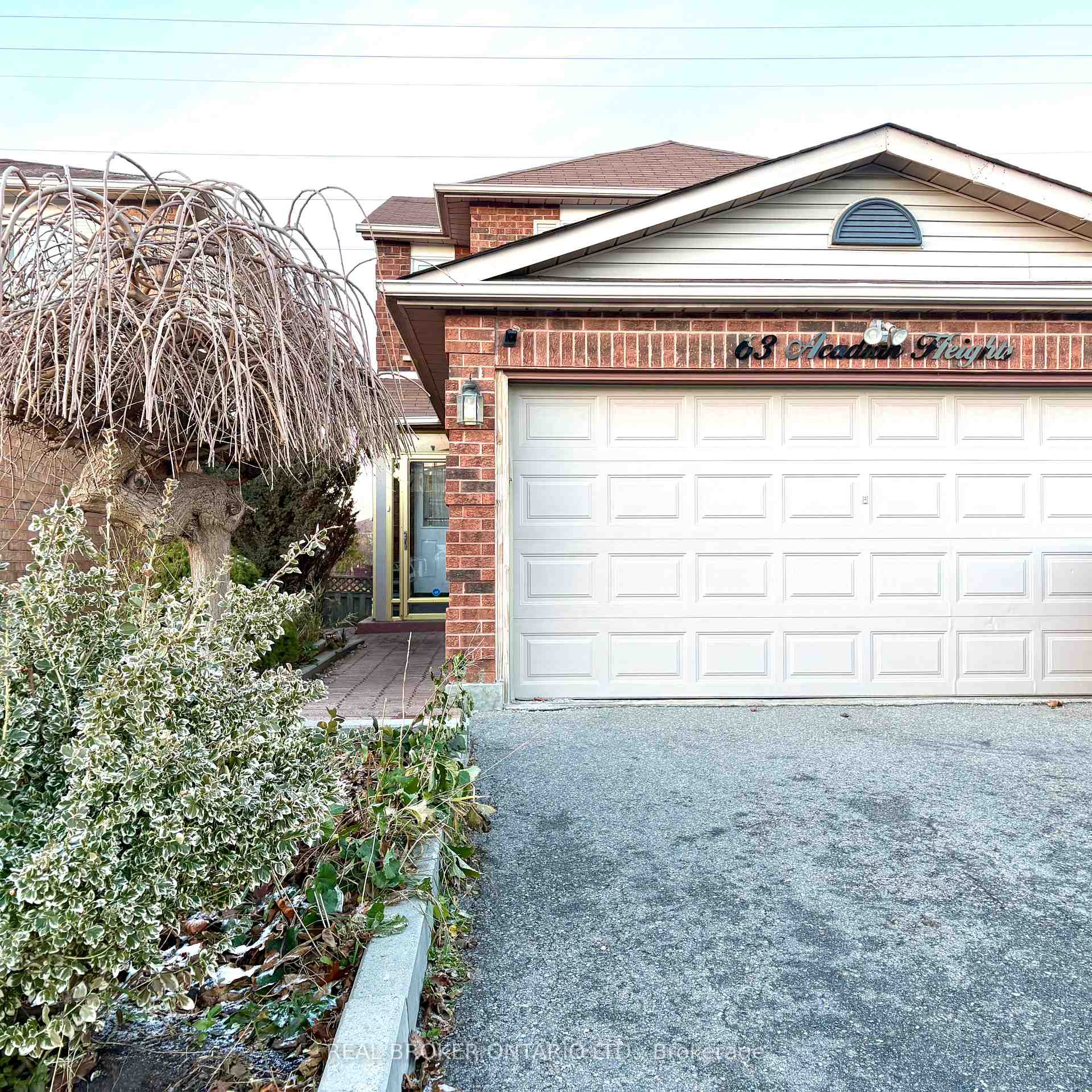 Photo 1 of 63 Acadian Heights, Brampton, Fletcher's Creek South — HOMEH