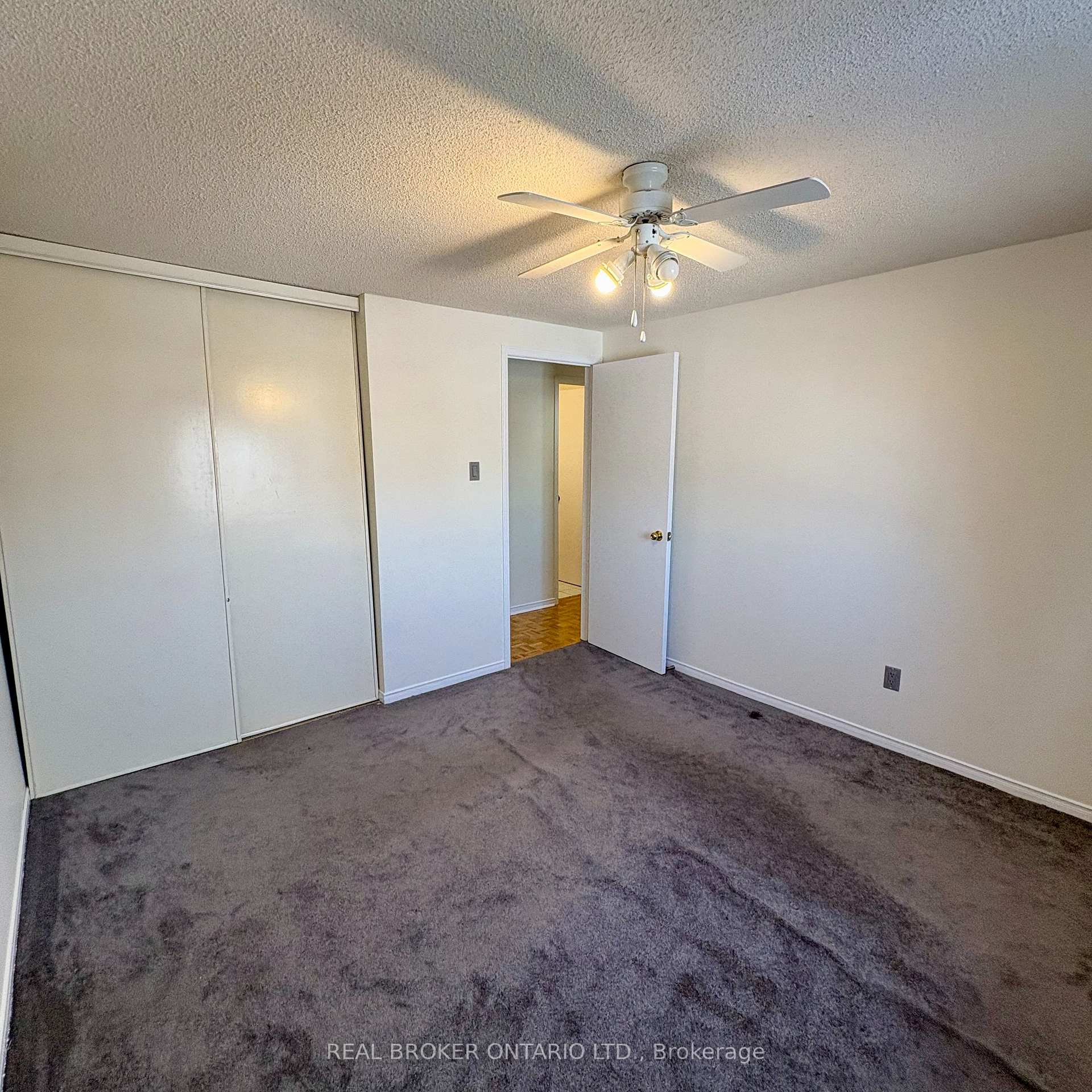 Photo 17 of 63 Acadian Heights, Brampton, Fletcher's Creek South — HOMEH