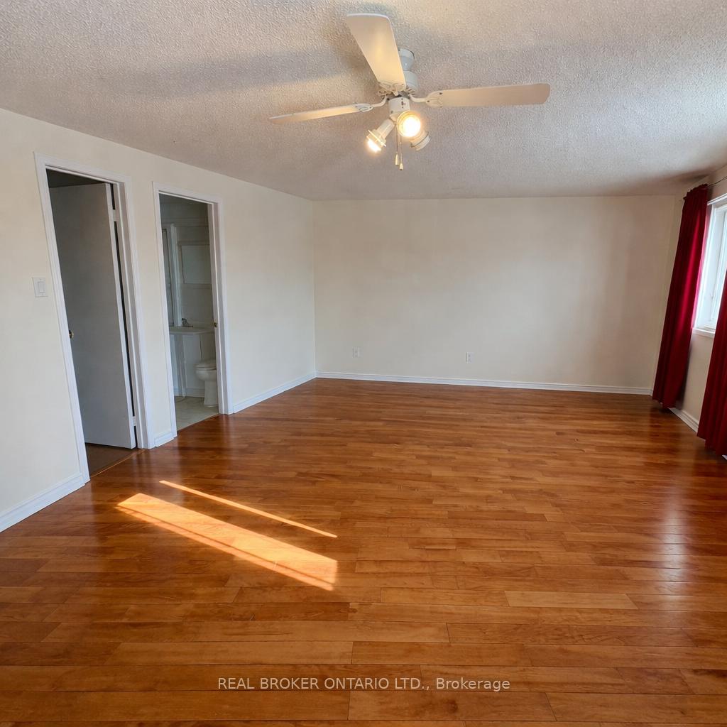 Photo 23 of 63 Acadian Heights, Brampton, Fletcher's Creek South — HOMEH