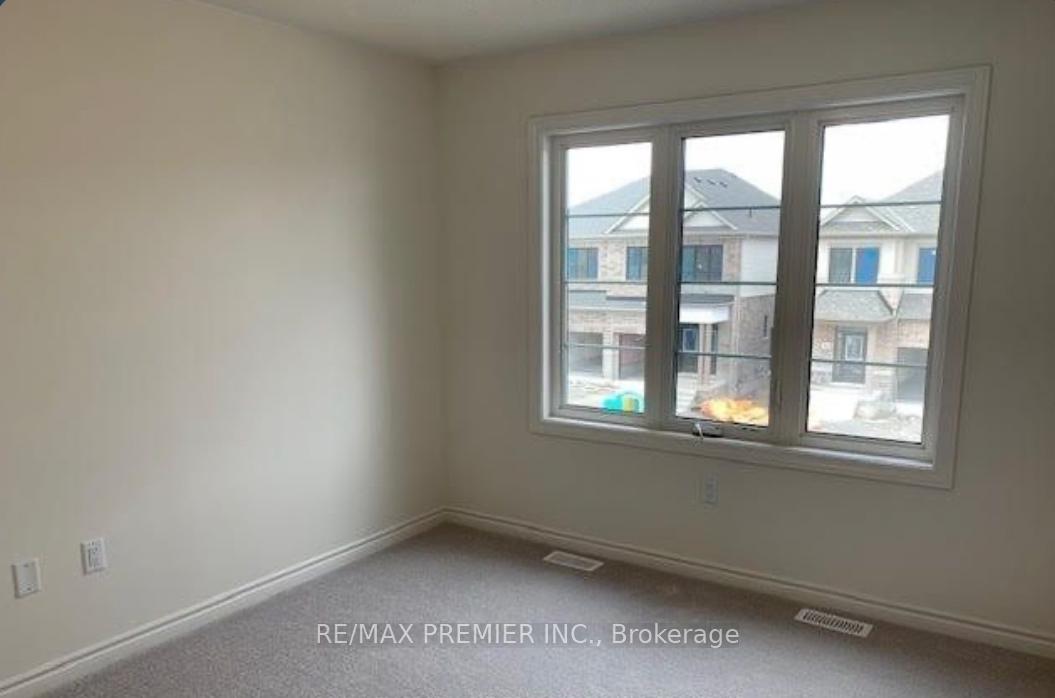 Photo 10 of 133 Sheperd Drive, Barrie, Painswick South — HOMEH