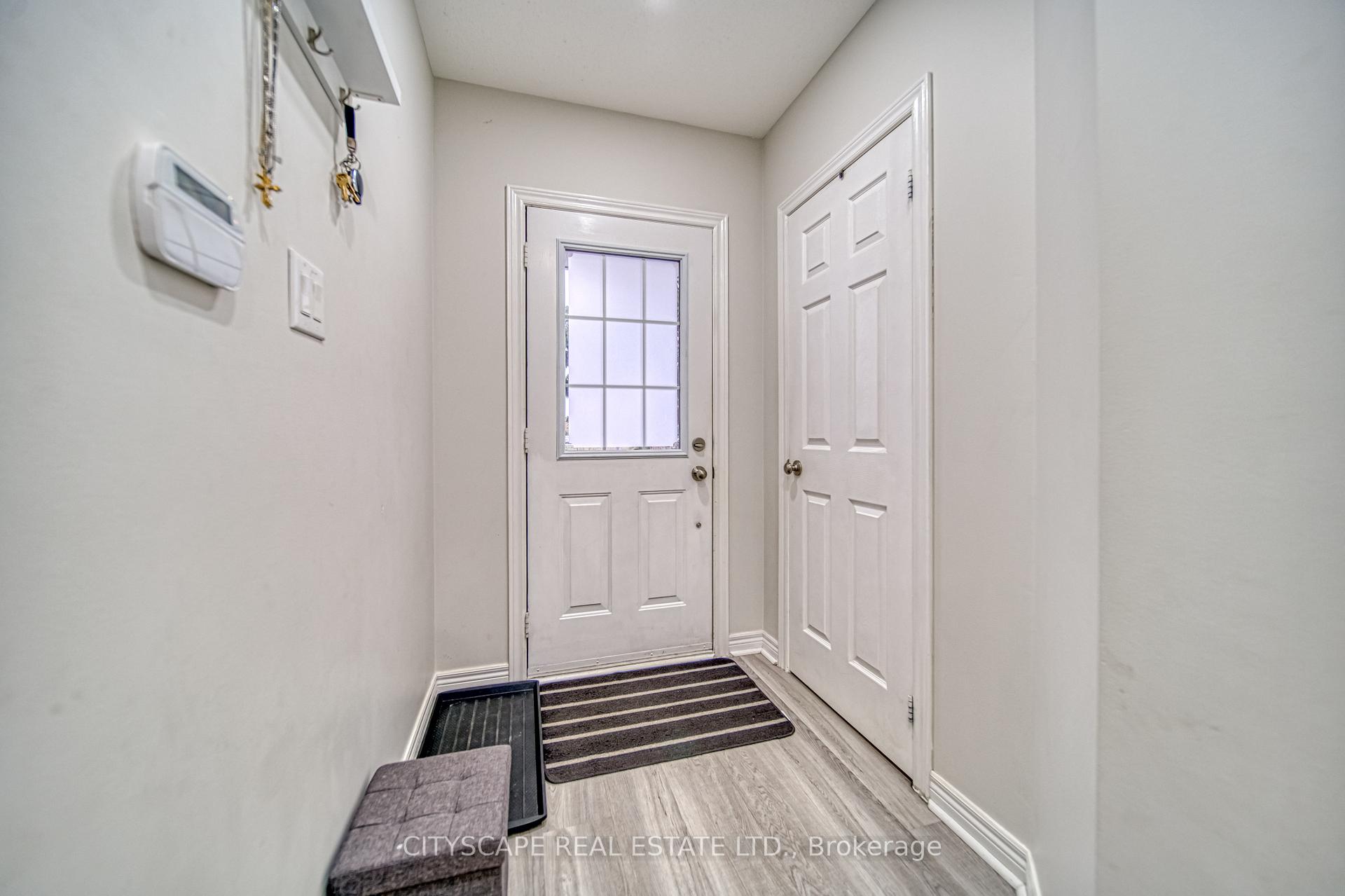 Photo 3 of 59 Hanton Crescent, Caledon, Bolton East — HOMEH