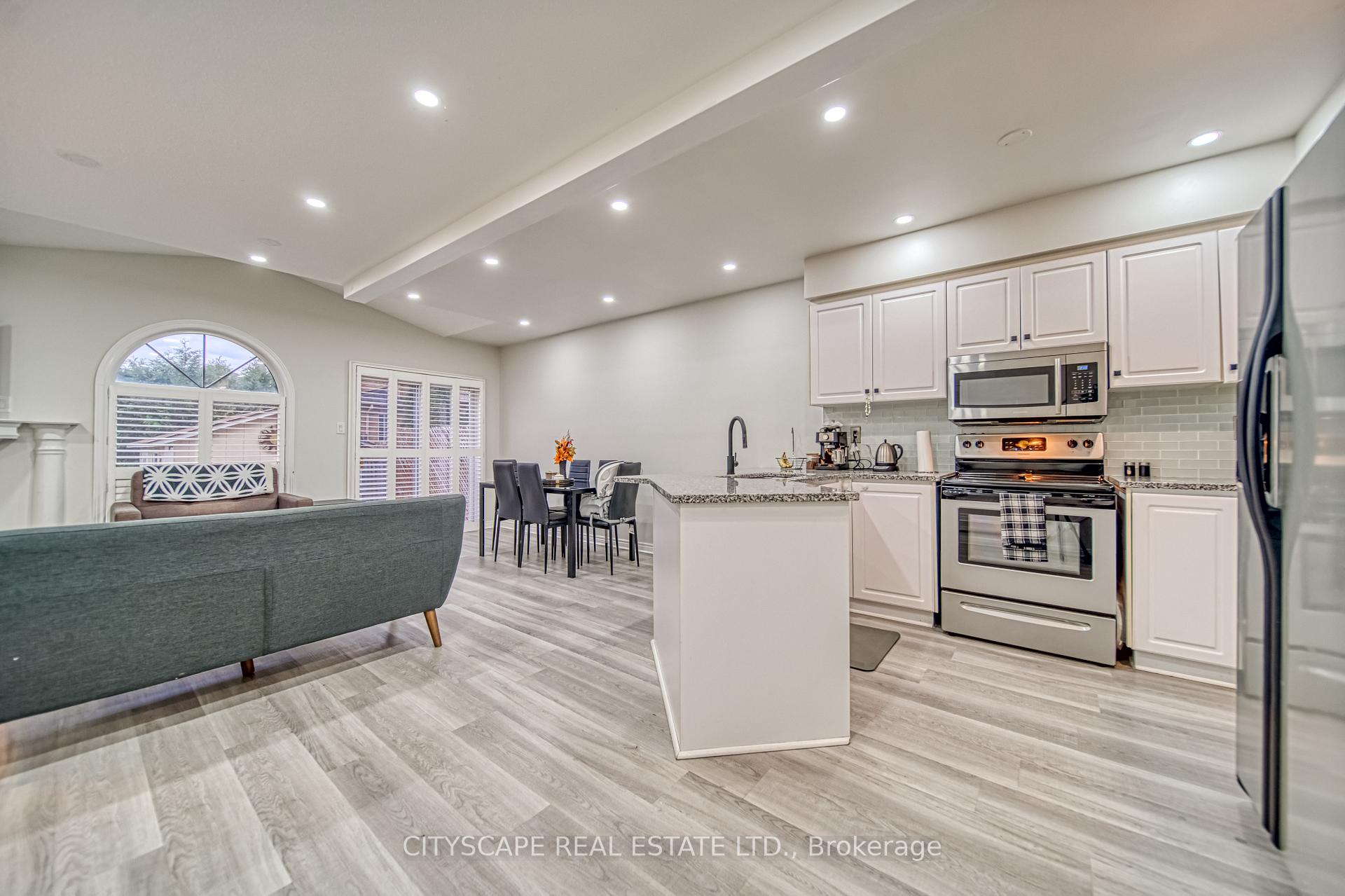 Photo 4 of 59 Hanton Crescent, Caledon, Bolton East — HOMEH