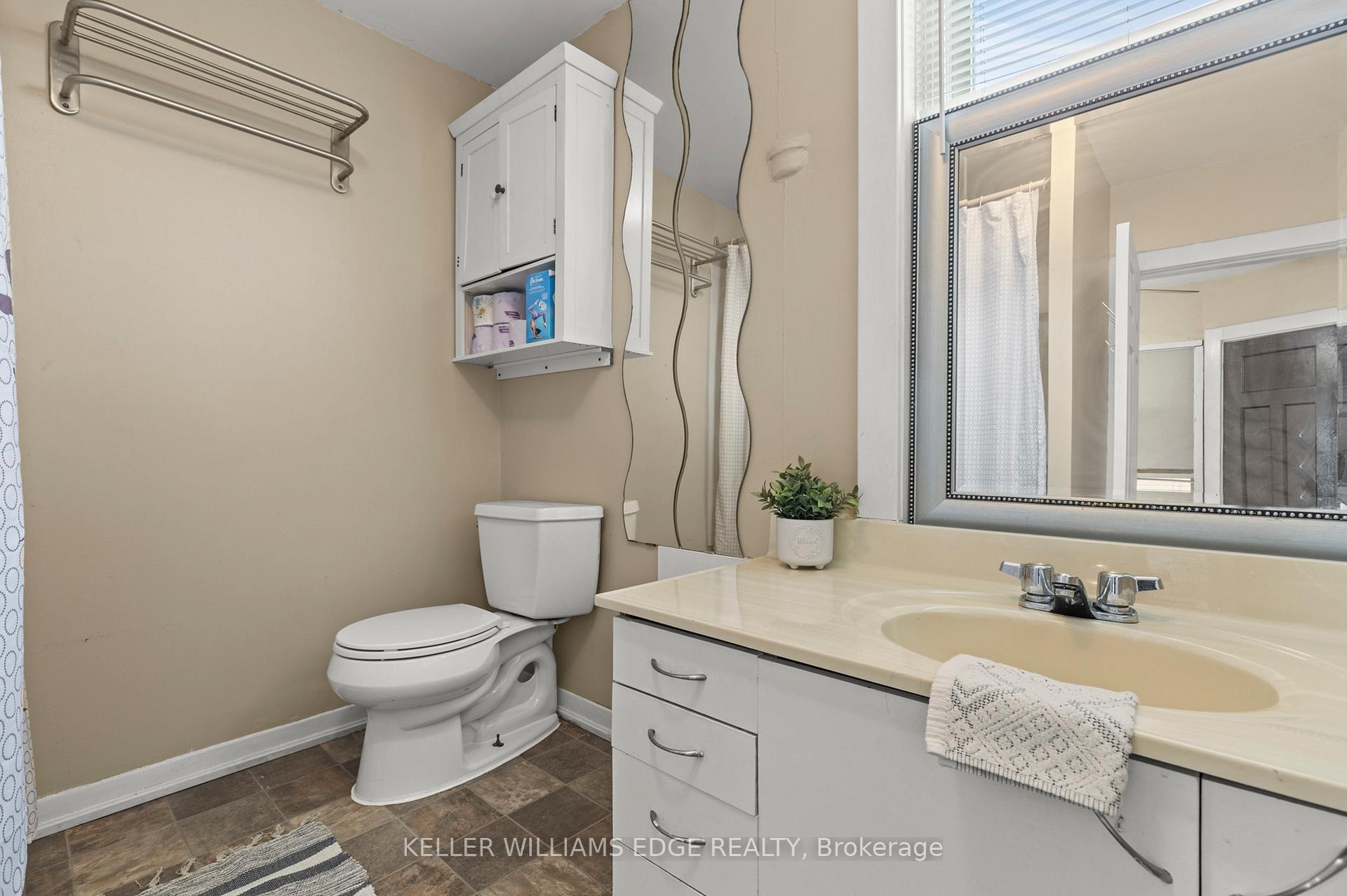 Photo 10 of 47 Dalkeith Avenue, Hamilton, Crown Point — HOMEH
