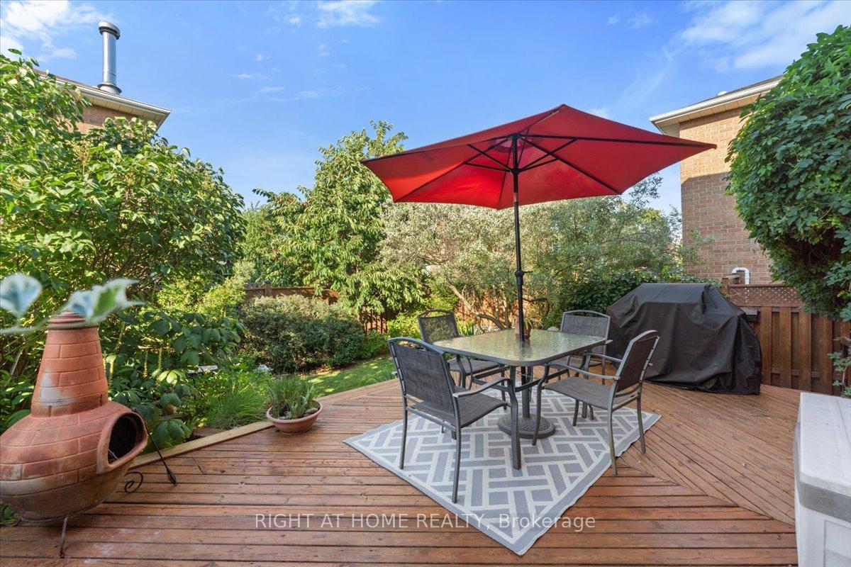 Photo 10 of 3371 Columbine Crescent, Mississauga, Lisgar — HOMEH