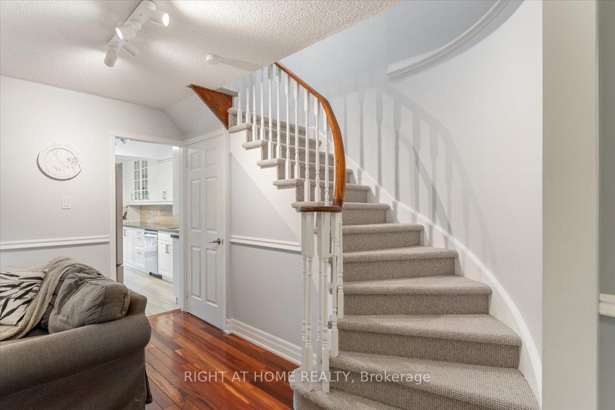 Photo 18 of 3371 Columbine Crescent, Mississauga, Lisgar — HOMEH