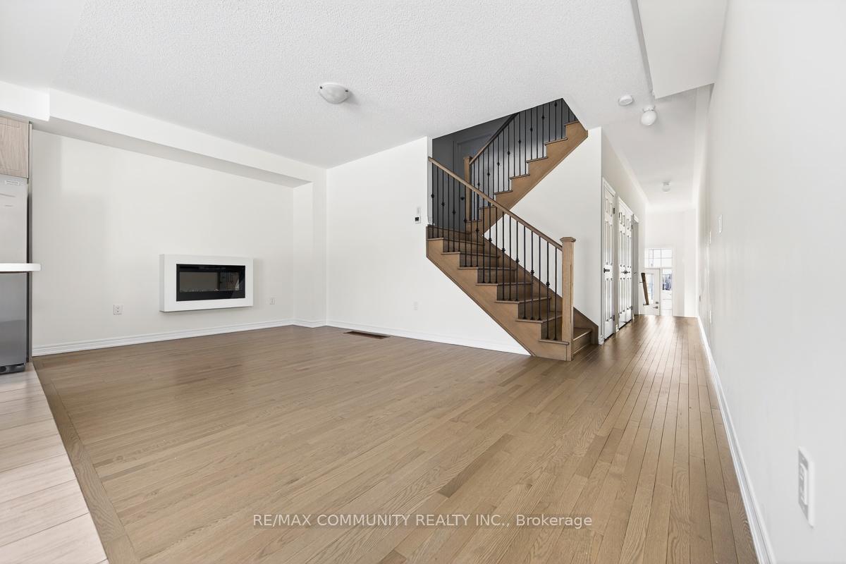 Photo 8 of 2839 Albatross Way, Pickering, Rural Pickering — HOMEH