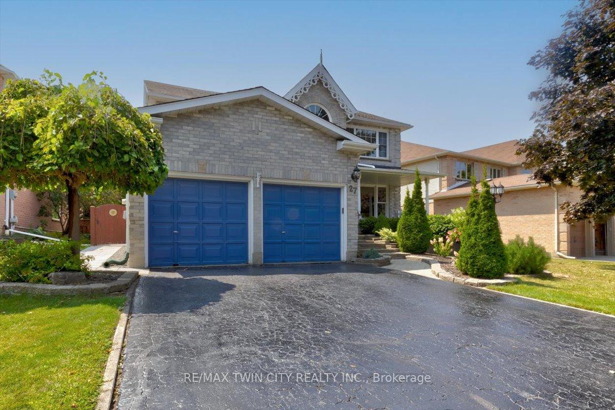 Photo 5 of 27 Westforest Trail, Kitchener — HOMEH
