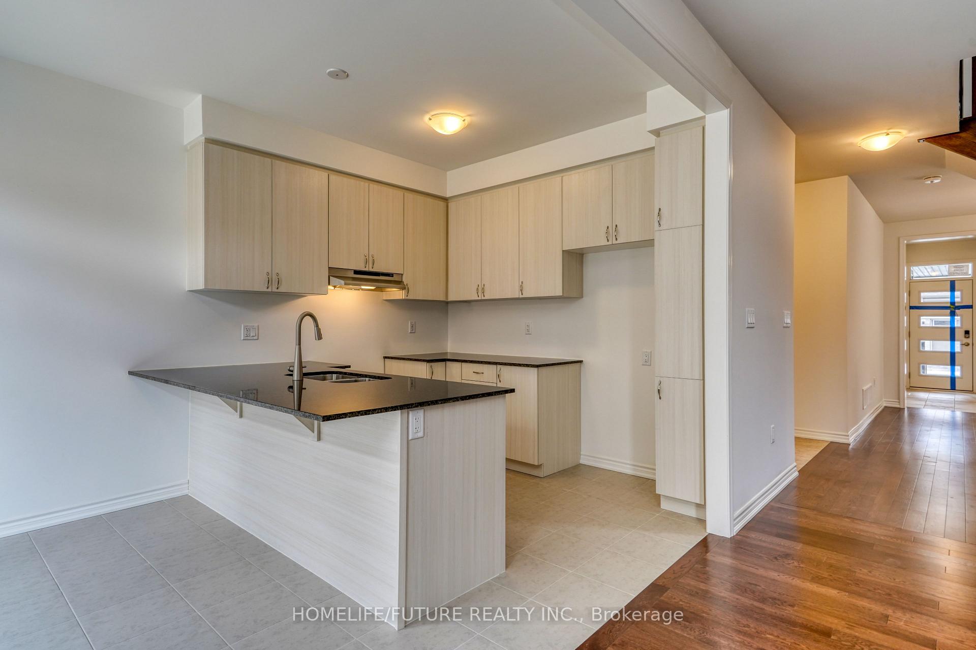 Photo 14 of 1481 Mockingbird Square, Pickering, Rural Pickering — HOMEH