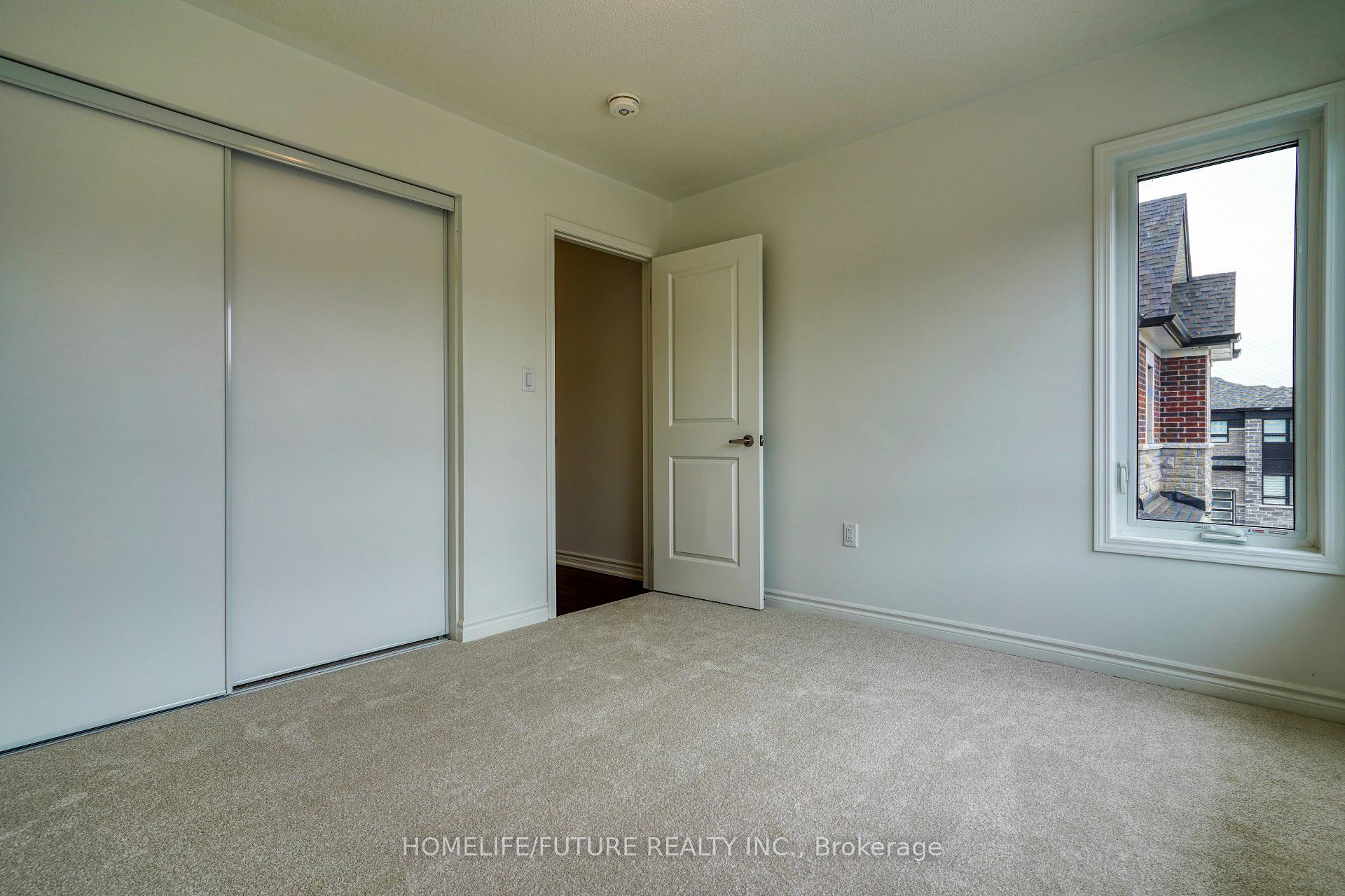 Photo 33 of 1481 Mockingbird Square, Pickering, Rural Pickering — HOMEH