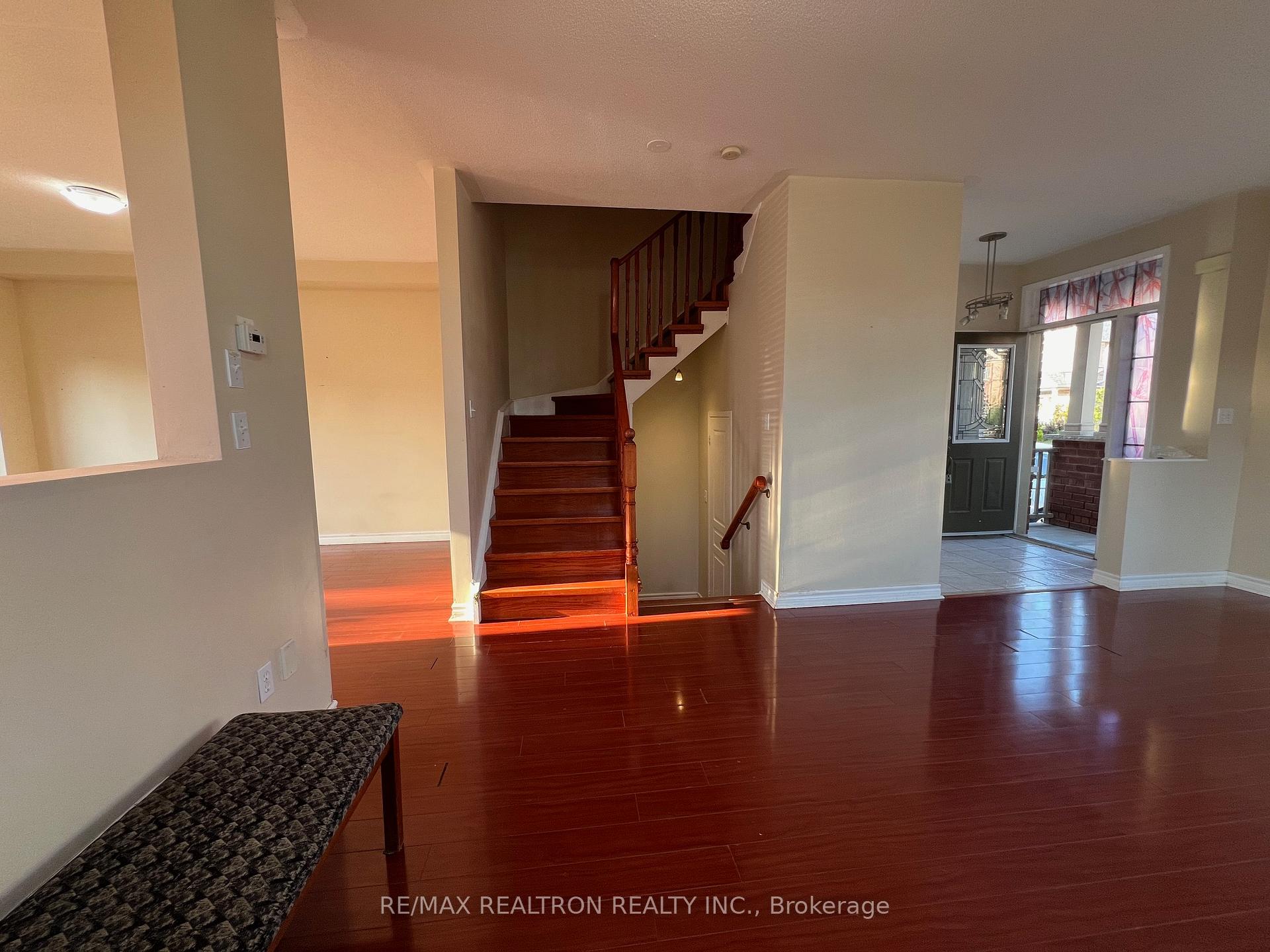 Photo 13 of 100 Alfred Paterson Drive, Markham, Greensborough — HOMEH
