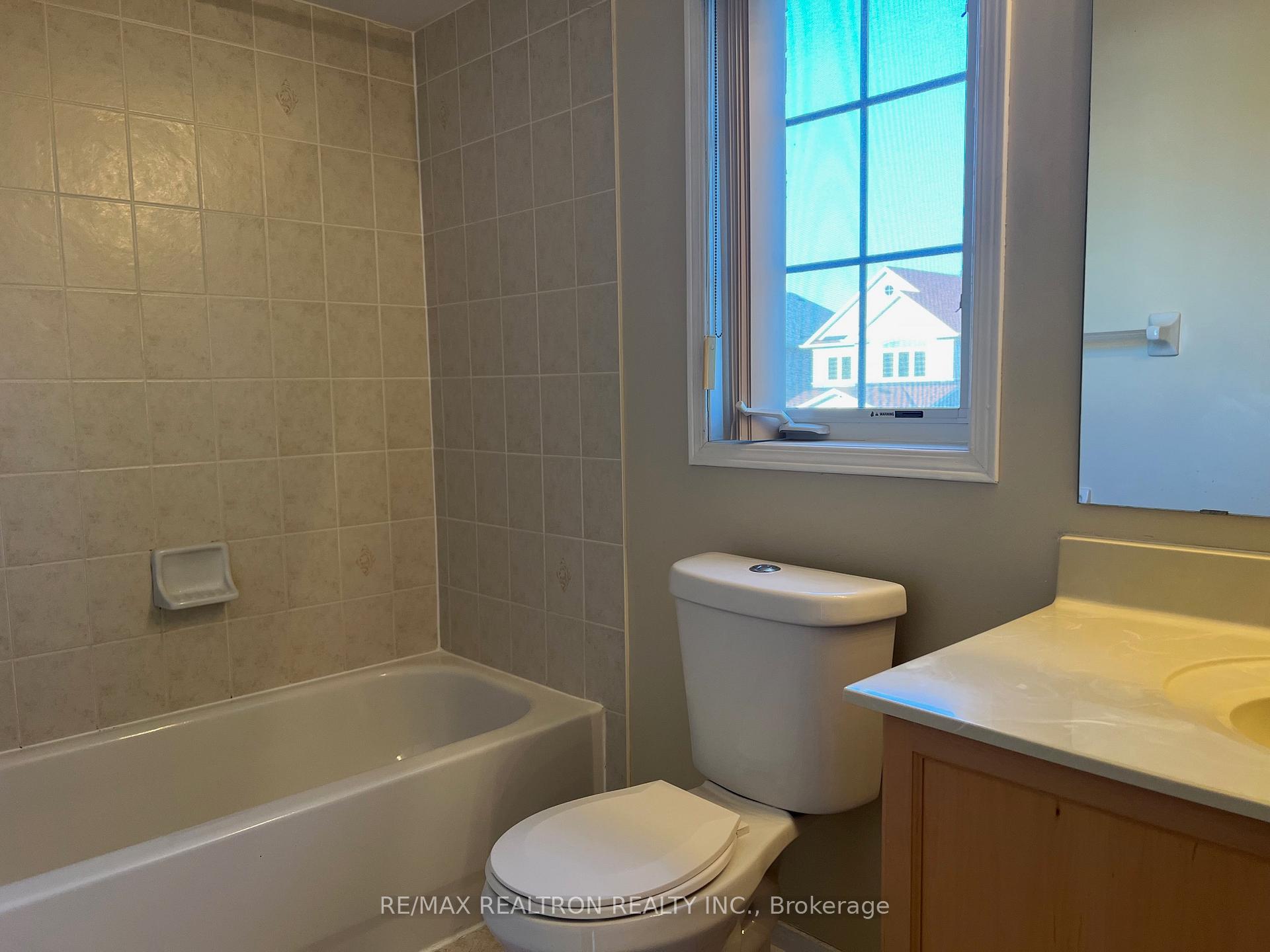 Photo 19 of 100 Alfred Paterson Drive, Markham, Greensborough — HOMEH