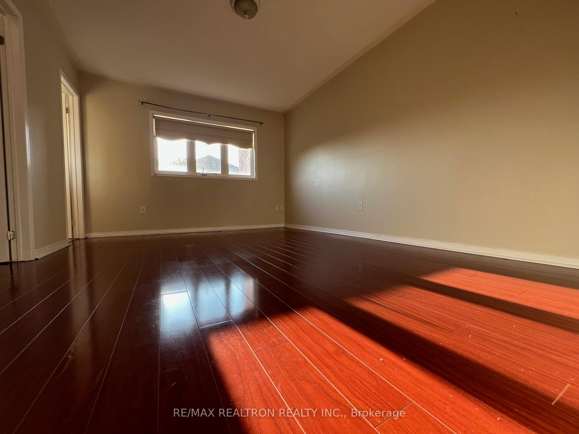 Photo 29 of 100 Alfred Paterson Drive, Markham, Greensborough — HOMEH