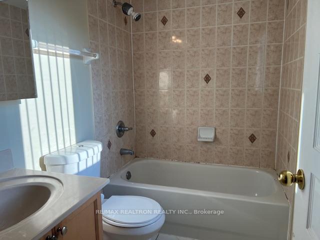 Photo 24 of 100 Alfred Paterson Drive, Markham, Greensborough — HOMEH