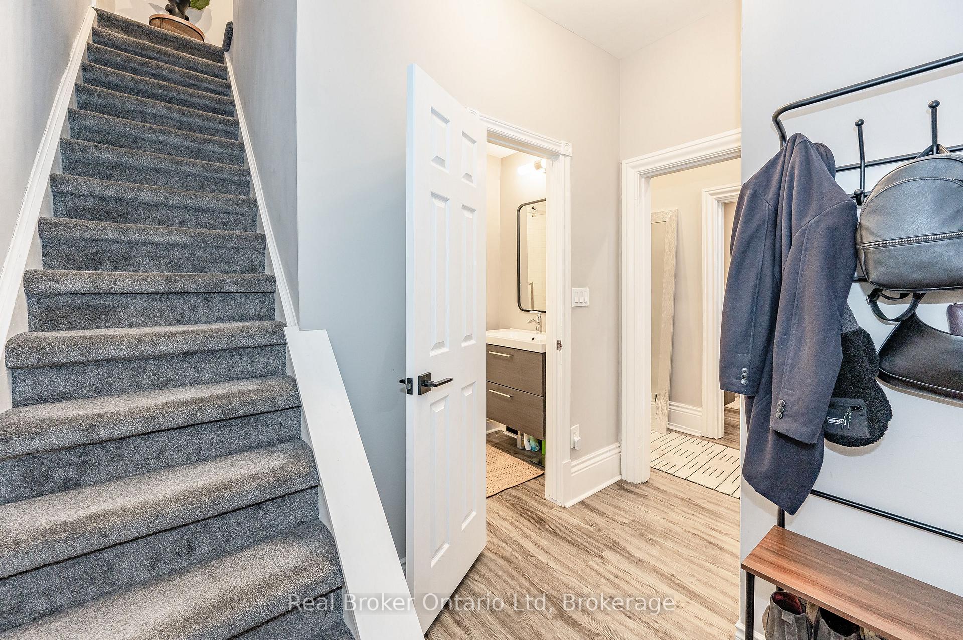 Photo 31 of 14 Alanson Street, Hamilton, Stinson — HOMEH