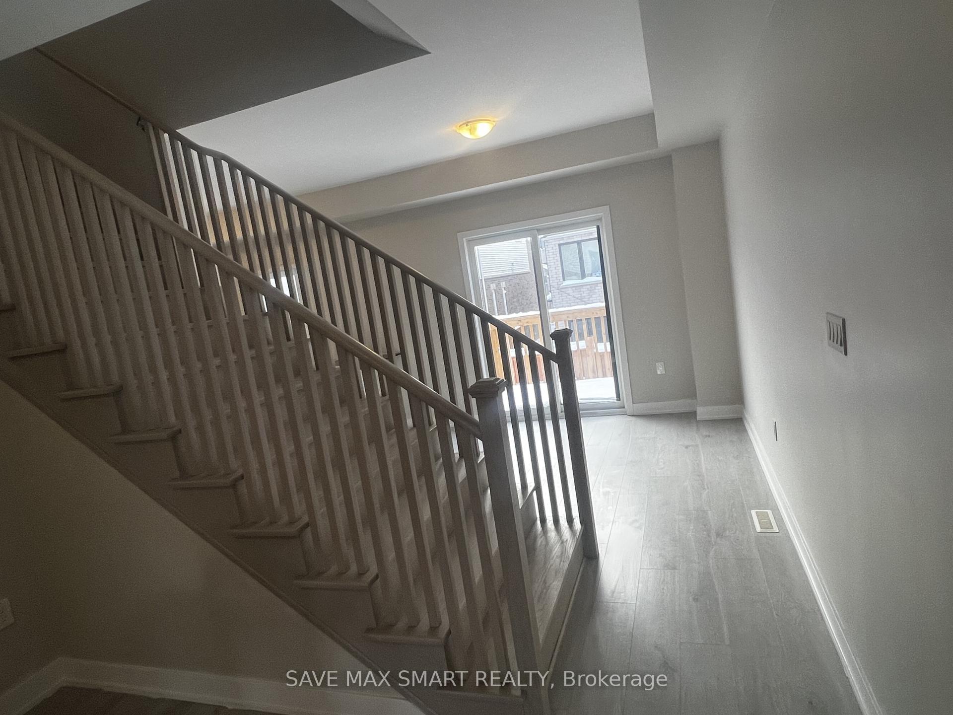 Photo 15 of 230 Prince William Way, Barrie, Rural Barrie Southeast — HOMEH