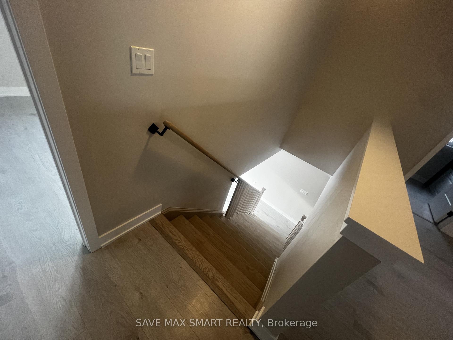 Photo 21 of 230 Prince William Way, Barrie, Rural Barrie Southeast — HOMEH
