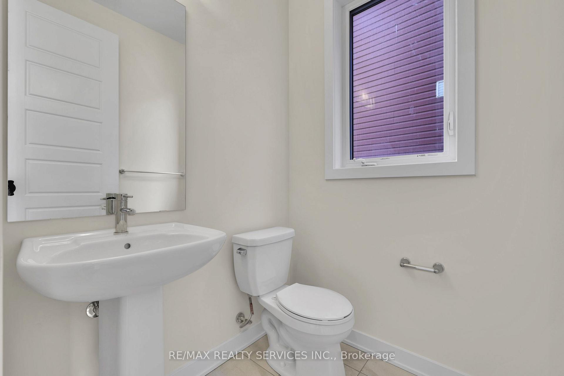 Photo 11 of 145 Keelson Street, Welland, Dain City — HOMEH