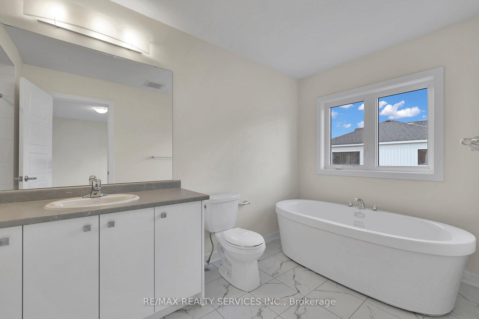 Photo 14 of 145 Keelson Street, Welland, Dain City — HOMEH