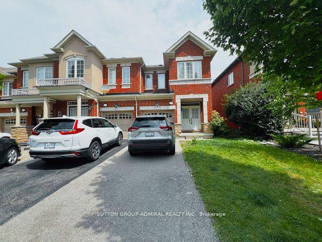 Photo 2 of 35 White Spruce Crescent, Vaughan, Patterson — HOMEH