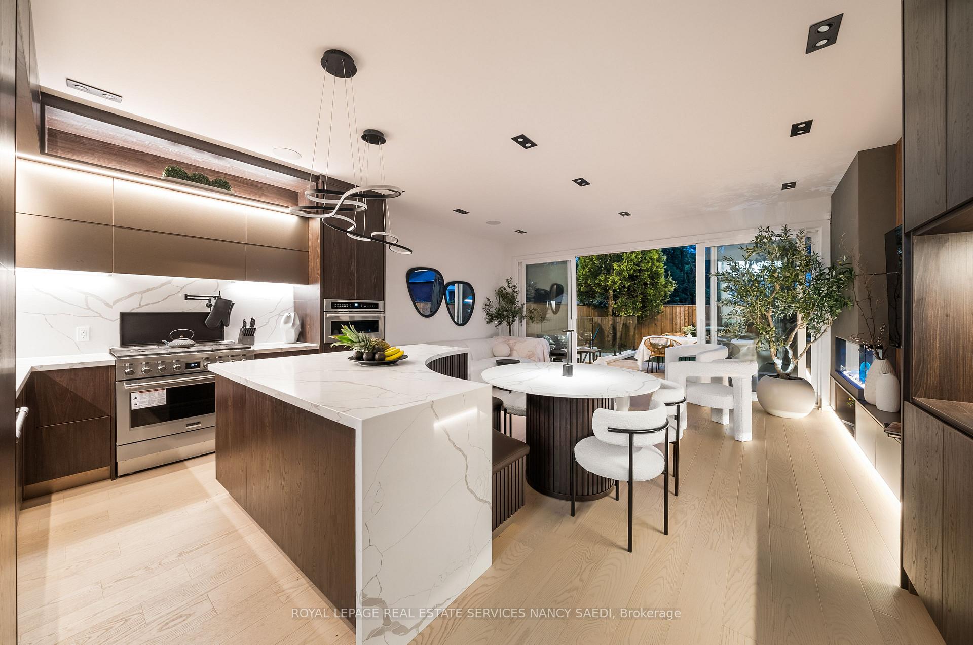 Photo 10 of 244 Lumsden Avenue, Toronto, Woodbine-Lumsden — HOMEH