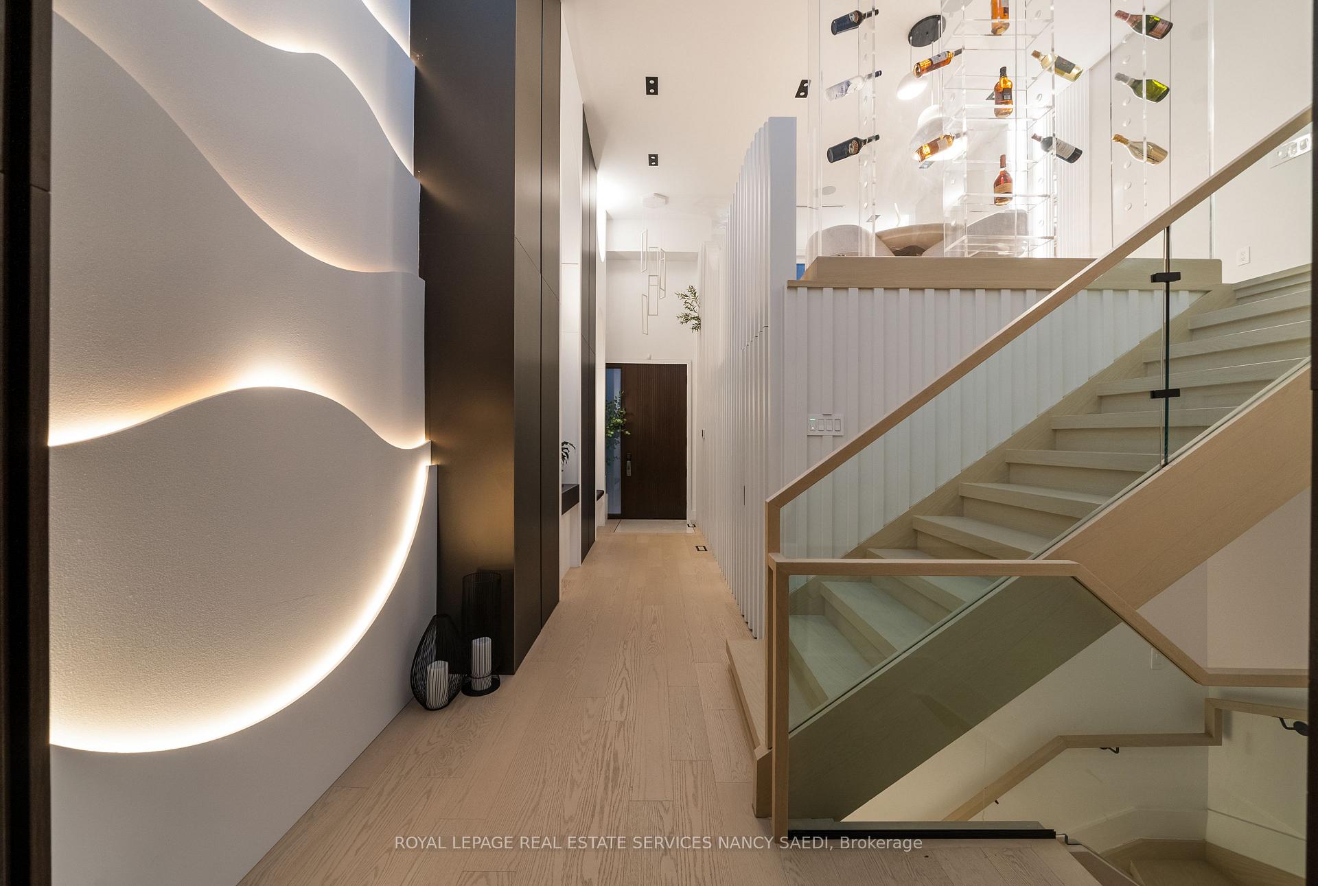 Photo 8 of 244 Lumsden Avenue, Toronto, Woodbine-Lumsden — HOMEH