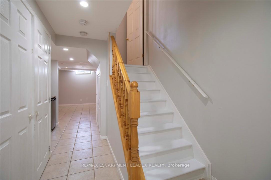 Photo 29 of 26 Kendrick Court, Hamilton, Ancaster — HOMEH