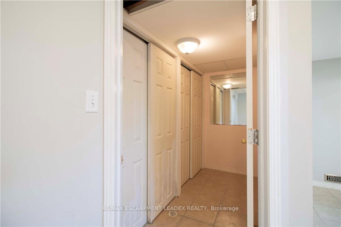 Photo 46 of 26 Kendrick Court, Hamilton, Ancaster — HOMEH