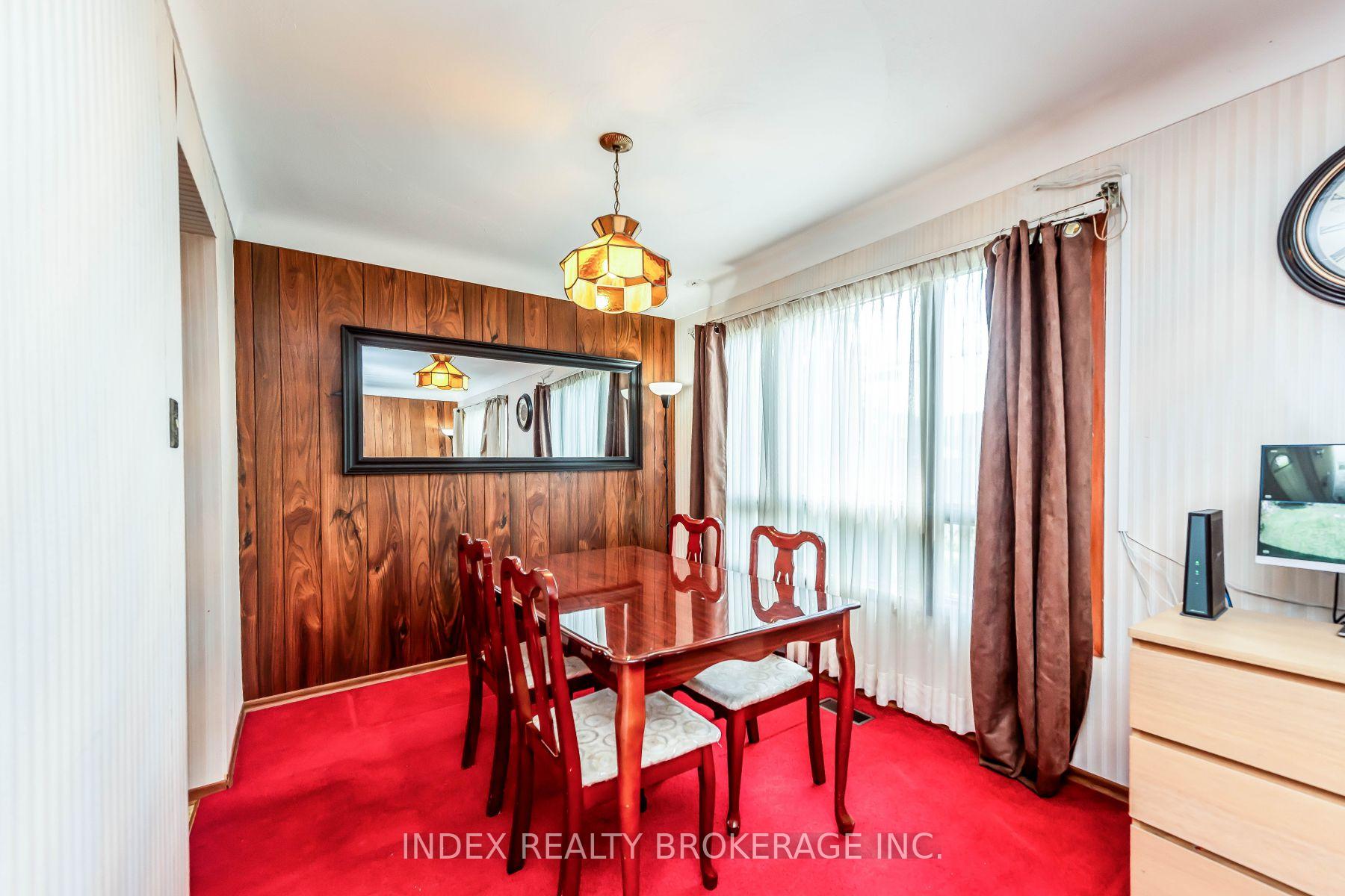 Photo 7 of 28 Blenheim Drive, Hamilton, Stoney Creek — HOMEH