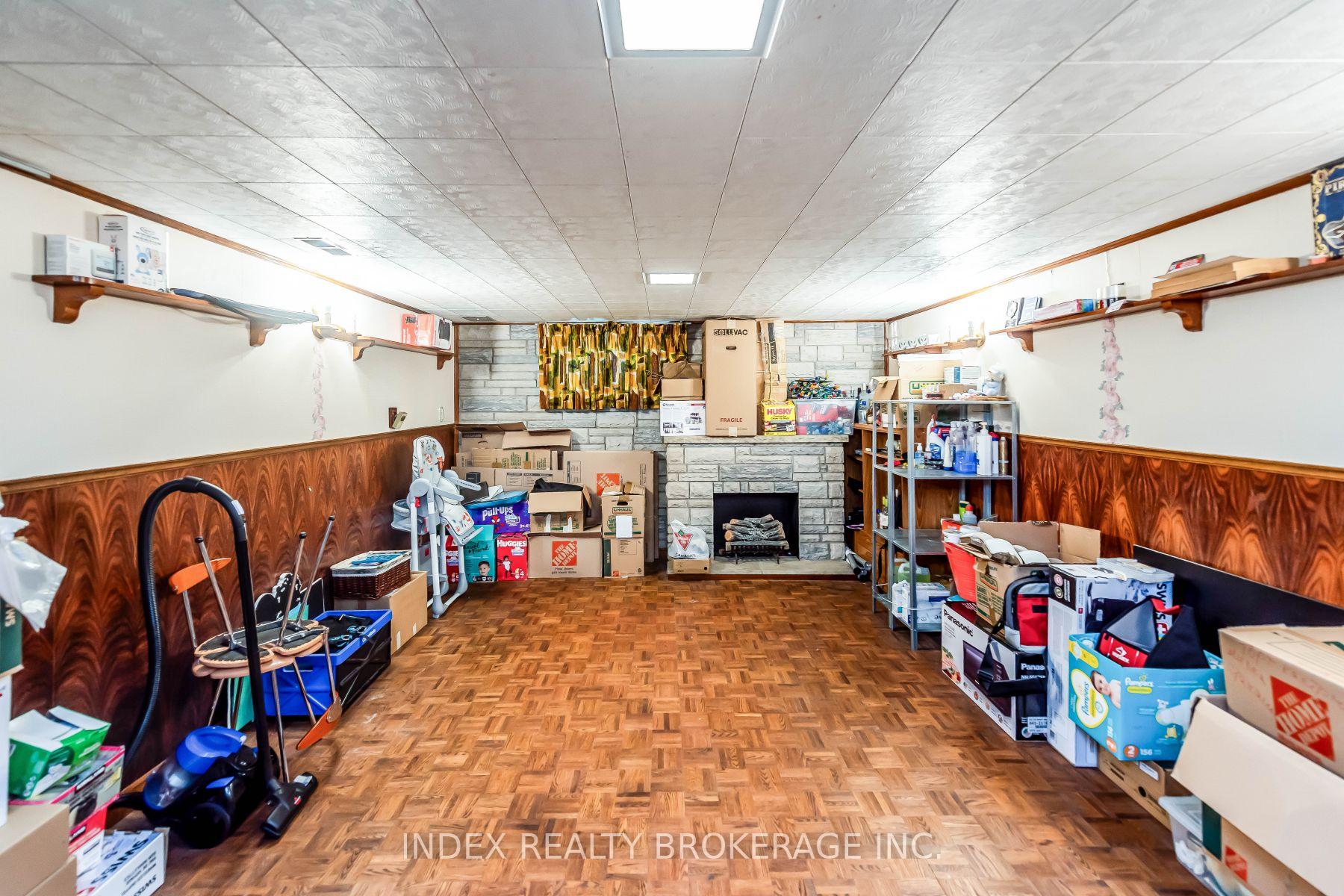Photo 18 of 28 Blenheim Drive, Hamilton, Stoney Creek — HOMEH